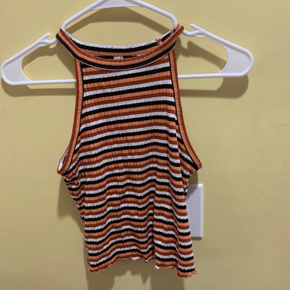 Sleeveless tank top